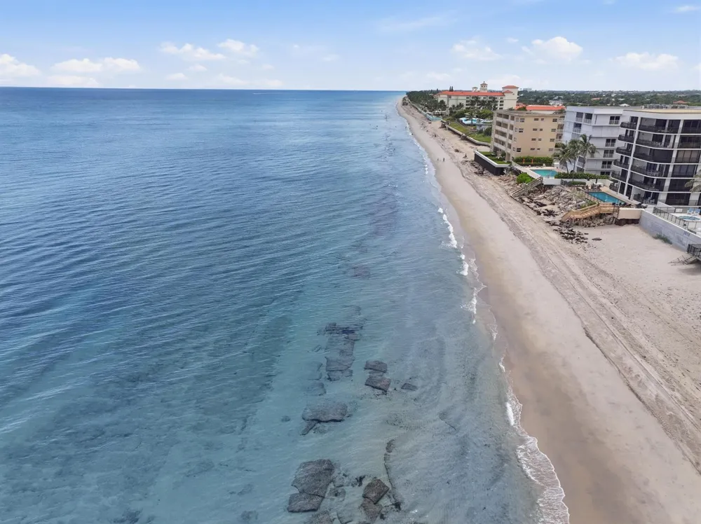 3589 S Ocean Boulevard #808 South Palm Beach, FL 33480