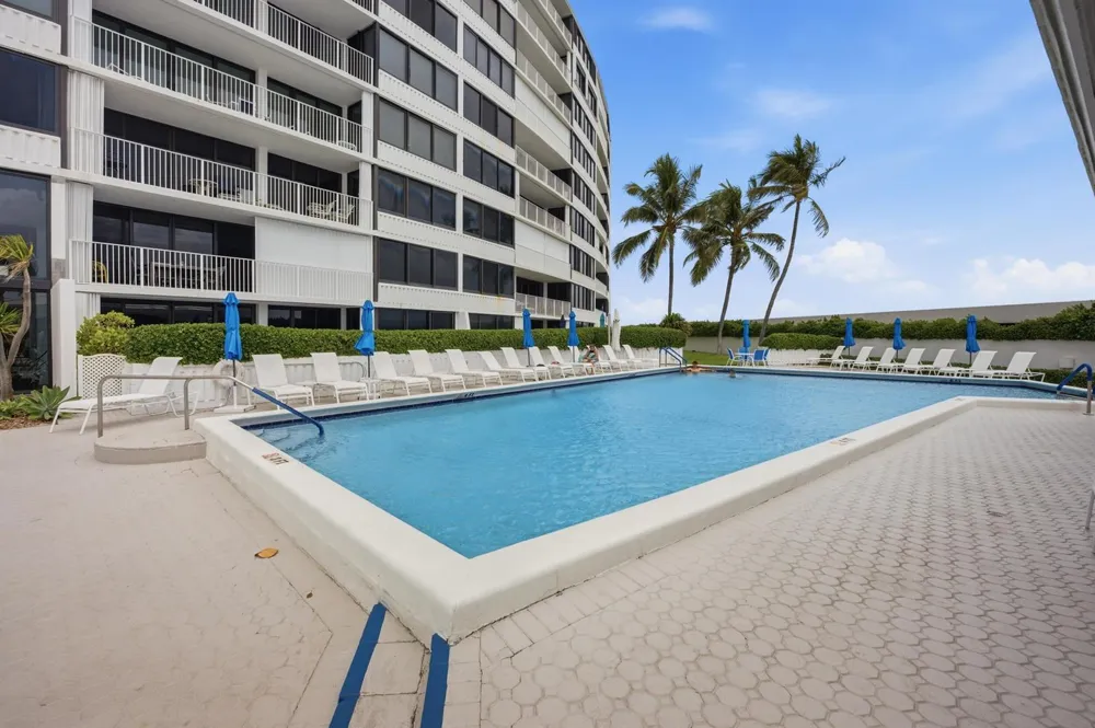 3589 S Ocean Boulevard #808 South Palm Beach, FL 33480