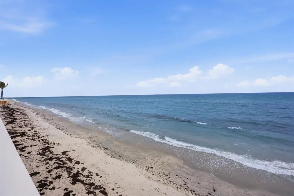 3589 S Ocean Boulevard #808 South Palm Beach, FL 33480