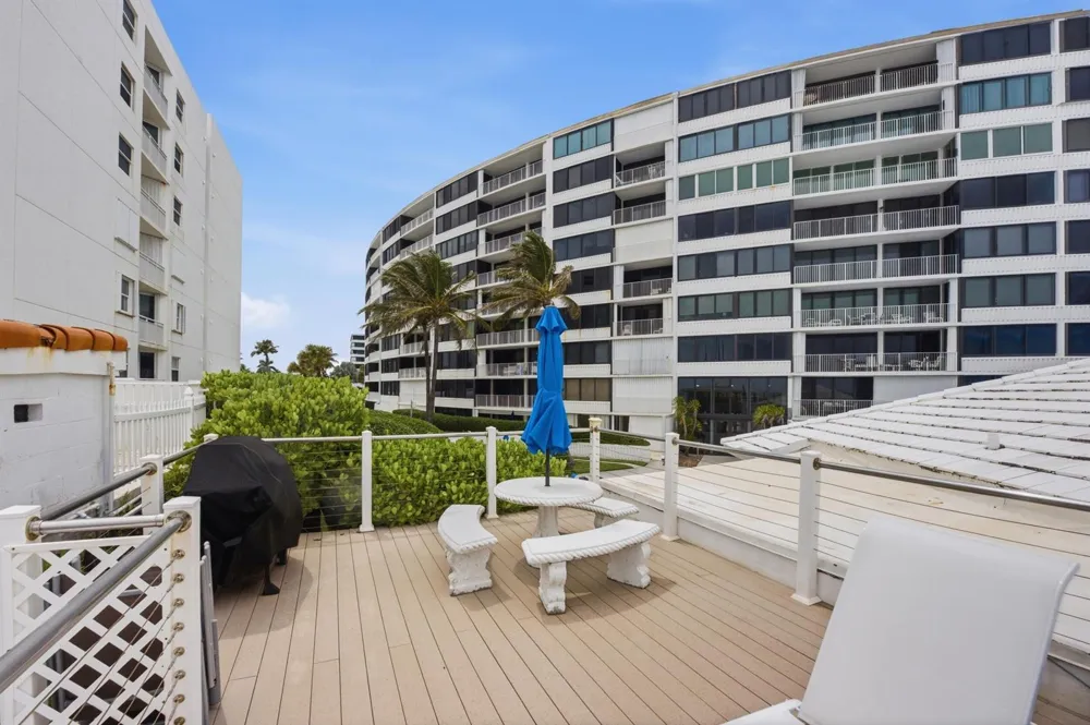 3589 S Ocean Boulevard #808 South Palm Beach, FL 33480