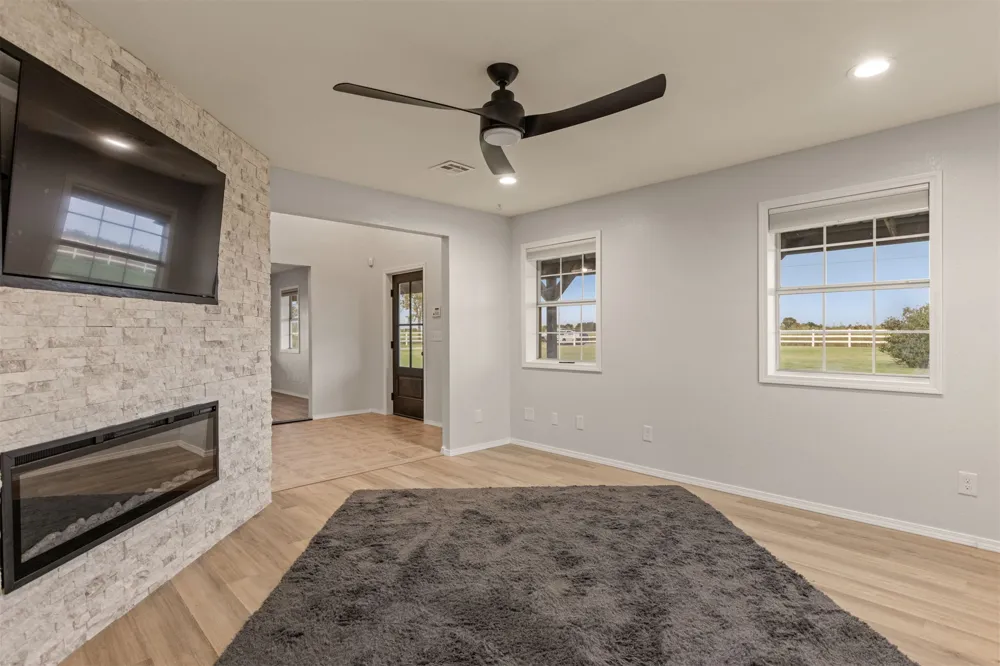 16727 300 ROAD Morris, OK 74445