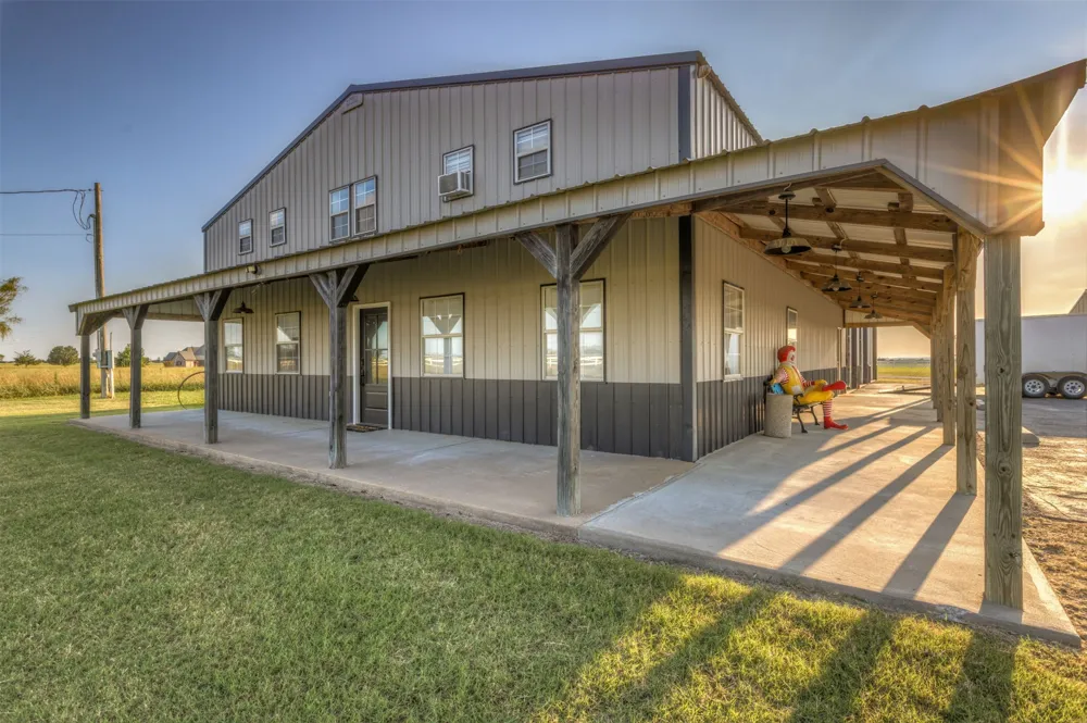 16727 300 ROAD Morris, OK 74445