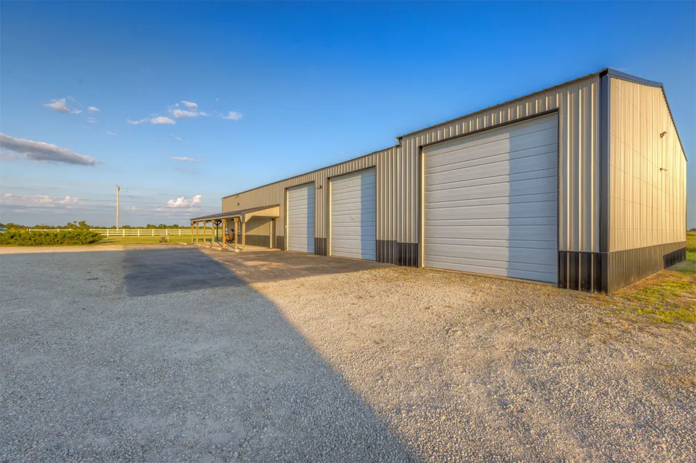16727 300 ROAD Morris, OK 74445
