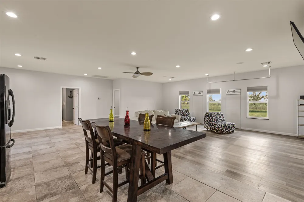 16727 300 ROAD Morris, OK 74445