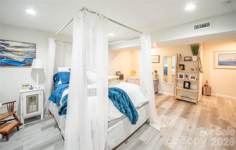 130 Beaverdam Heights Drive Canton, NC 28716