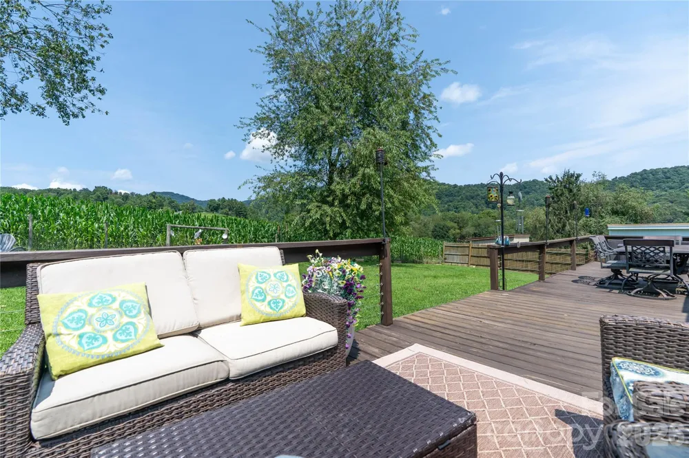 130 Beaverdam Heights Drive Canton, NC 28716