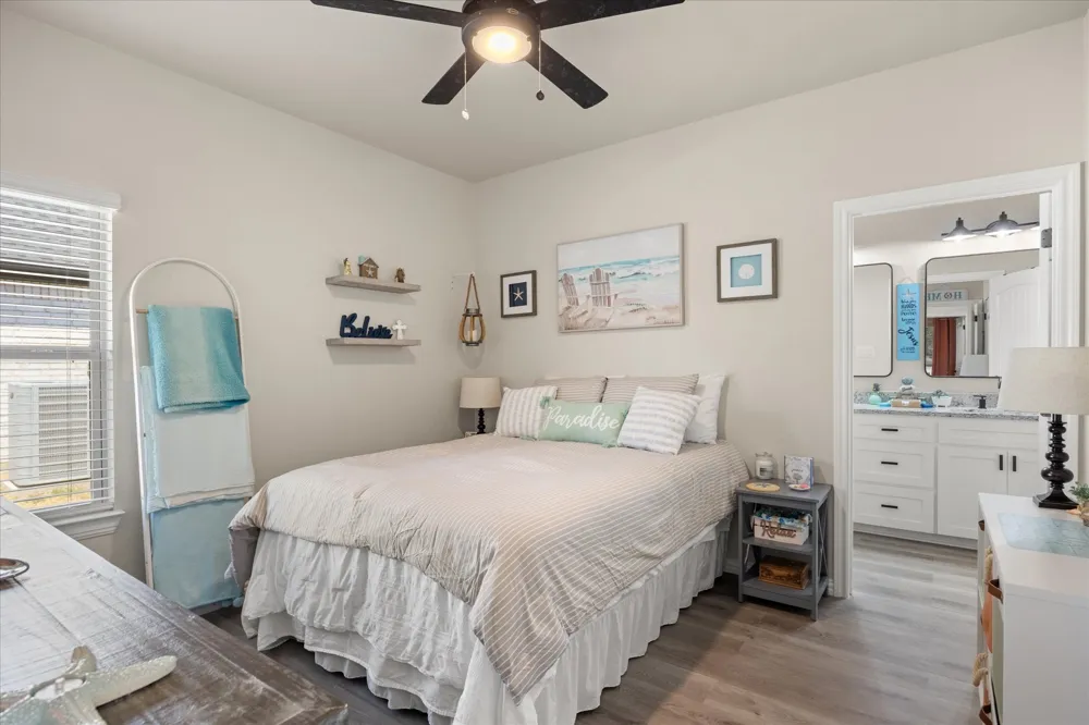 1608 Ridgeview Trail Granbury, TX 76048