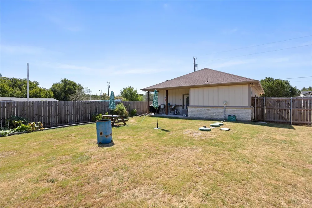 1608 Ridgeview Trail Granbury, TX 76048