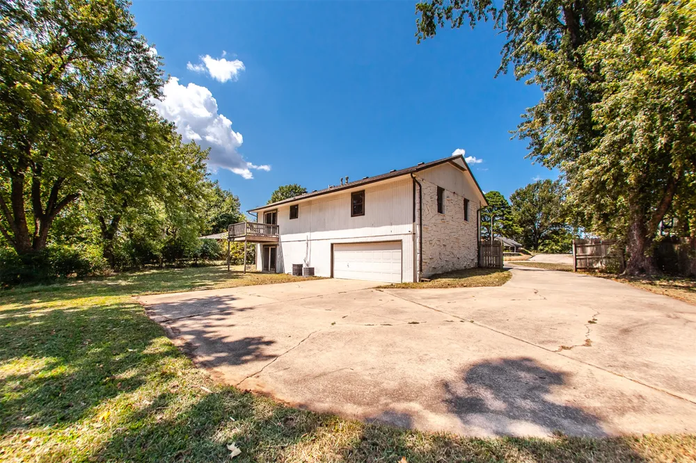 620 Rosewood Circle Claremore, OK 74017