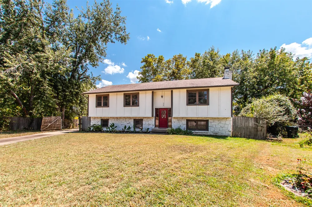 620 Rosewood Circle Claremore, OK 74017