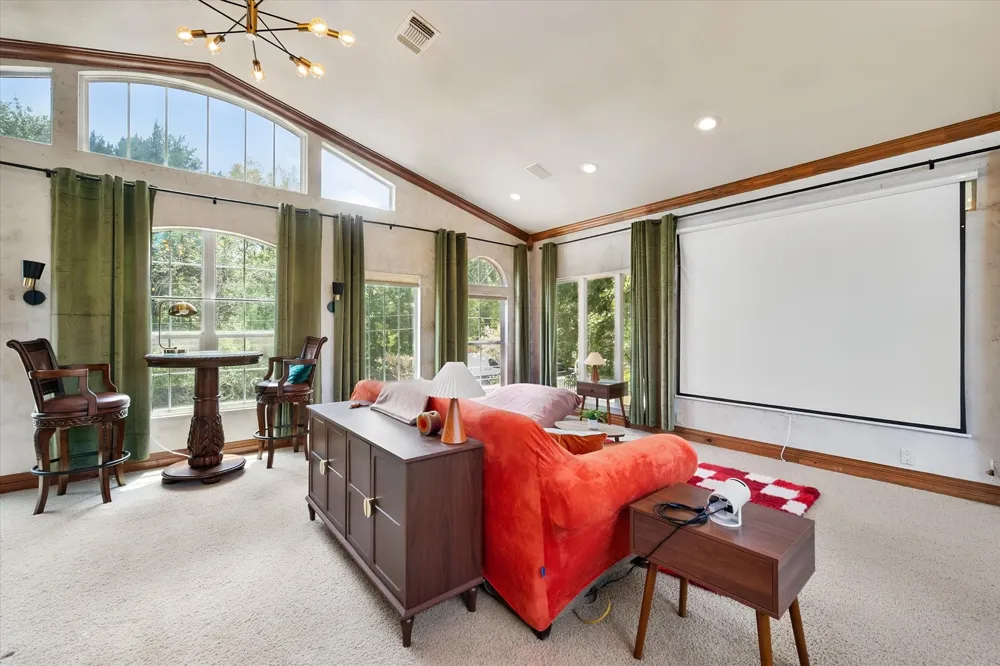 1814 Robbins Road Athens, TX 75751