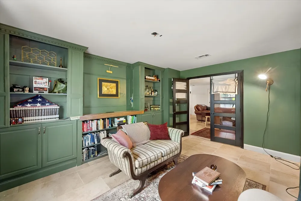 1814 Robbins Road Athens, TX 75751