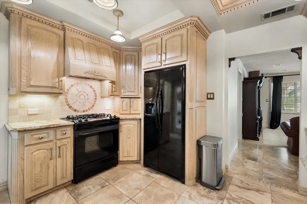 1814 Robbins Road Athens, TX 75751