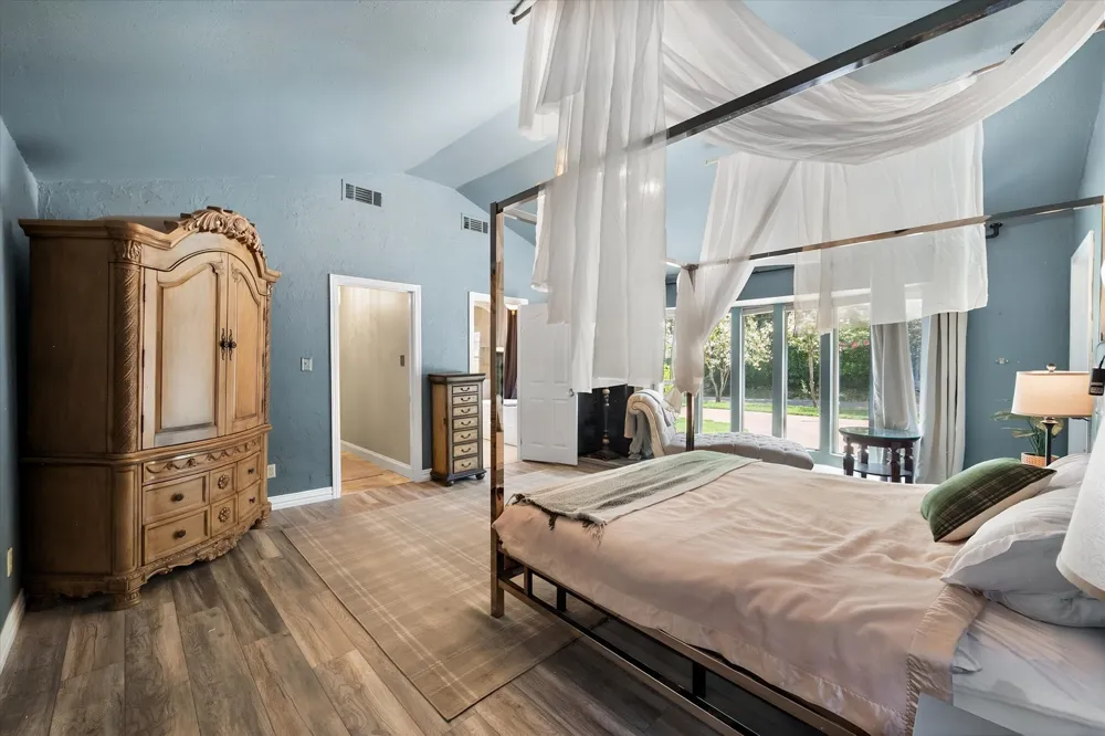 1814 Robbins Road Athens, TX 75751