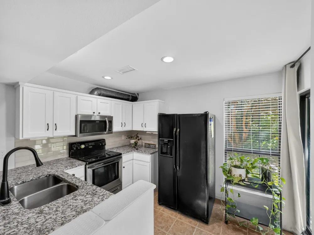 14800 Enterprise Drive #14B Farmers Branch, TX 75234