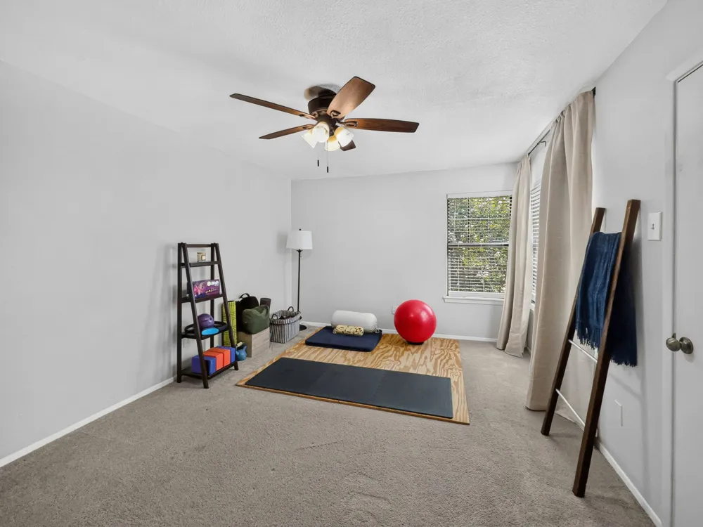 14800 Enterprise Drive #14B Farmers Branch, TX 75234