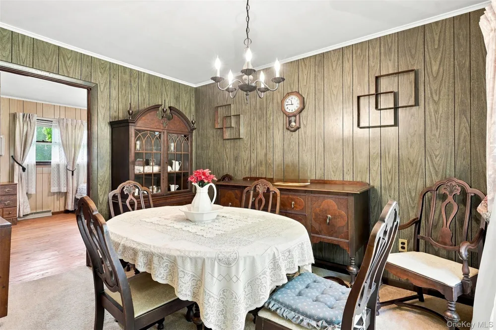 35 Hapeman Hill Road Red Hook, NY 12571
