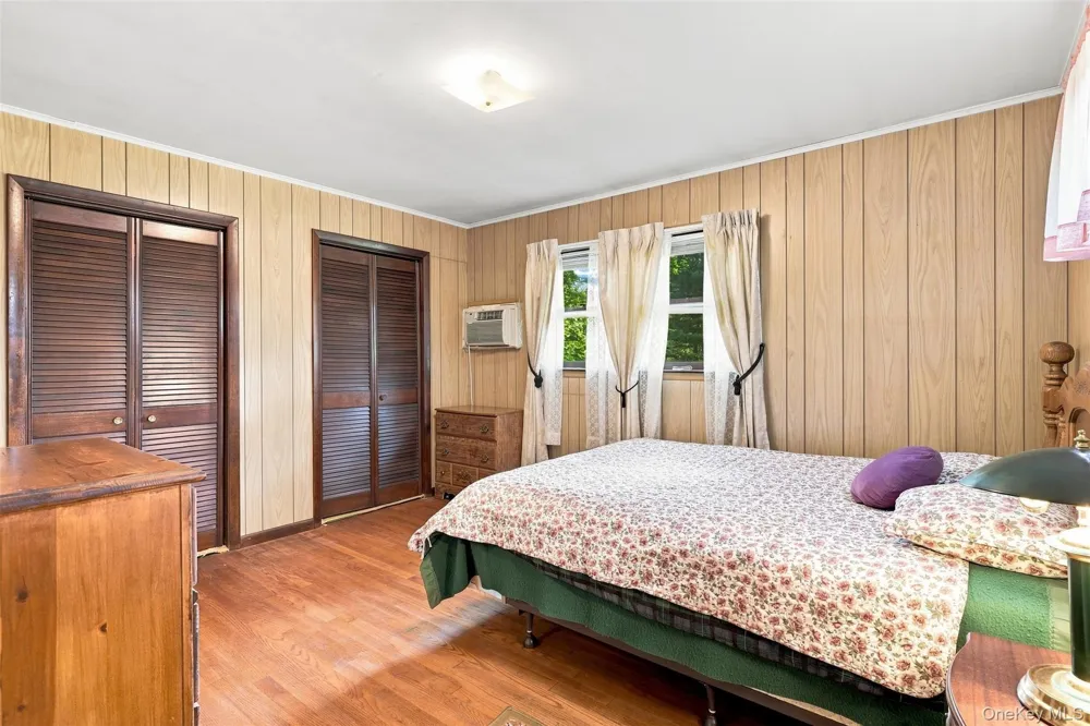 35 Hapeman Hill Road Red Hook, NY 12571