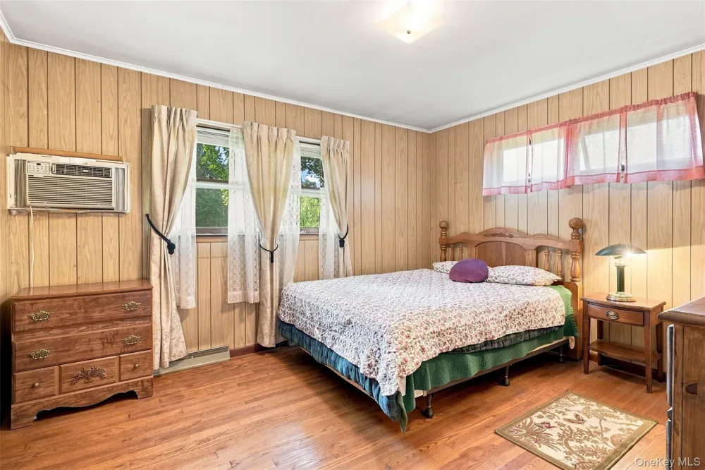 35 Hapeman Hill Road Red Hook, NY 12571
