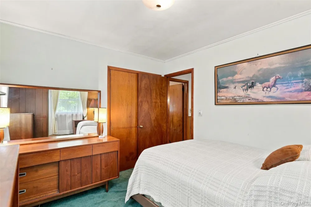 35 Hapeman Hill Road Red Hook, NY 12571