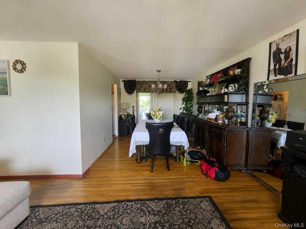14 Rock Drive Valley Cottage, NY 10989