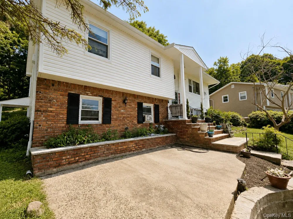 14 Rock Drive Valley Cottage, NY 10989