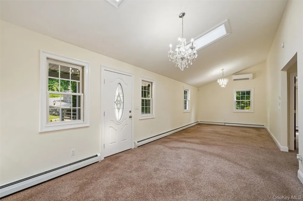 24 Inwood Place Patterson, NY 12563