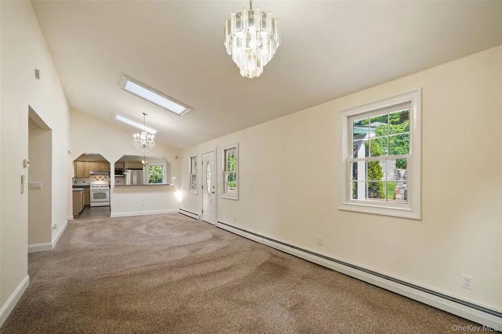 24 Inwood Place Patterson, NY 12563