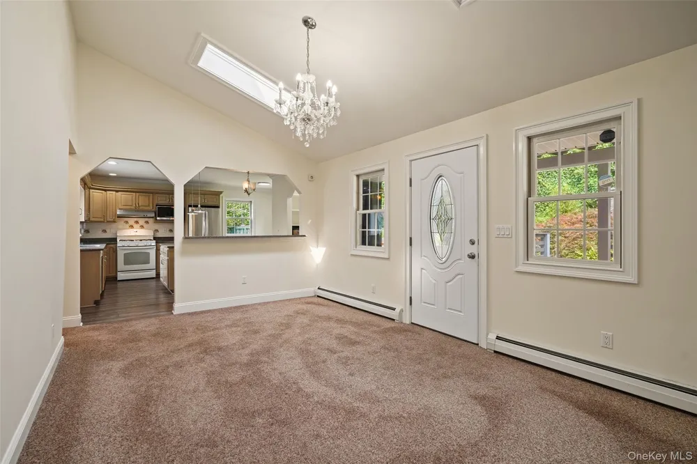 24 Inwood Place Patterson, NY 12563