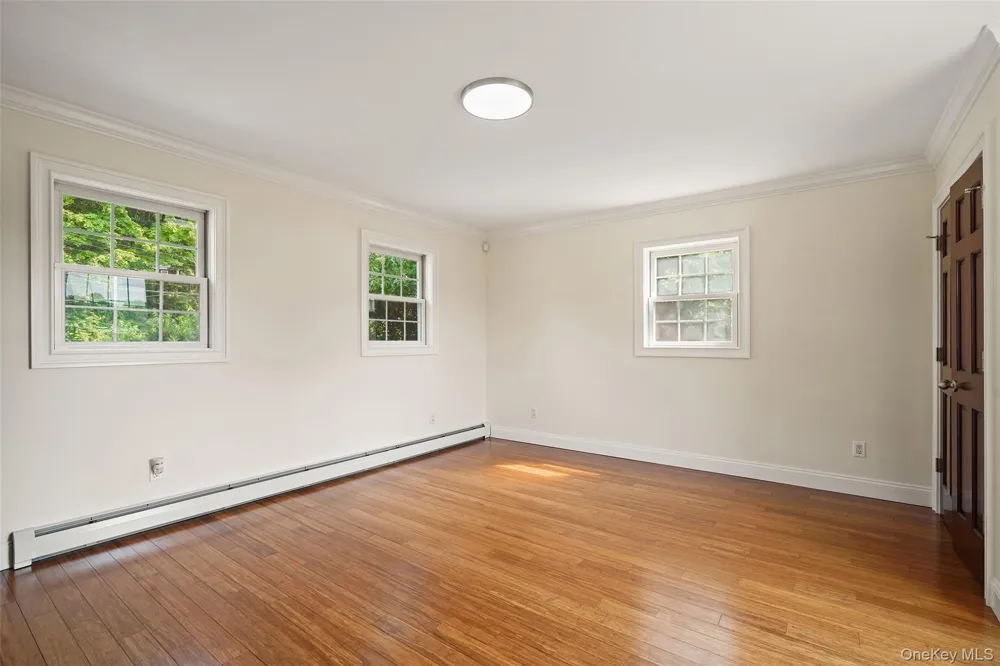 24 Inwood Place Patterson, NY 12563