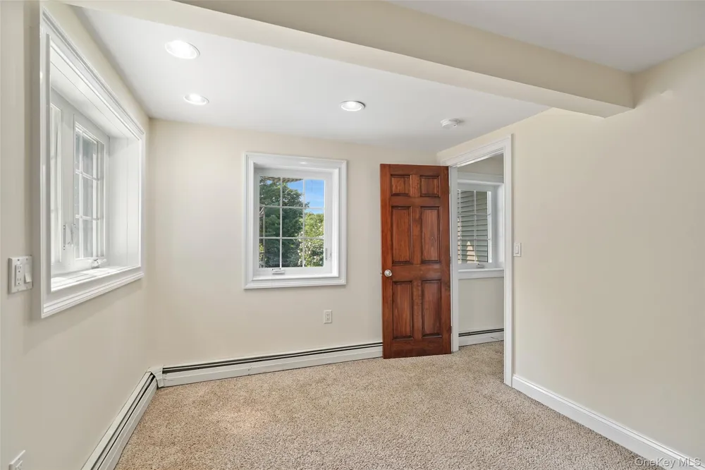 24 Inwood Place Patterson, NY 12563