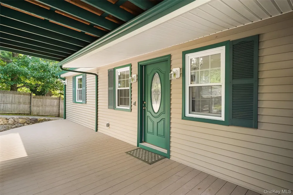 24 Inwood Place Patterson, NY 12563