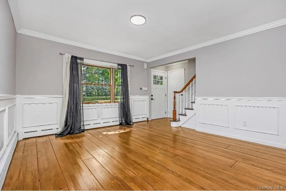 9 Half Moon Pond Road Ridge, NY 11961