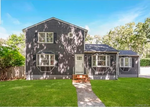 9 Half Moon Pond Road