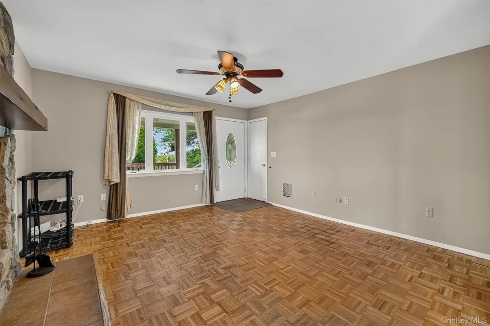 355 County Highway 62 New Hampton, NY 10958
