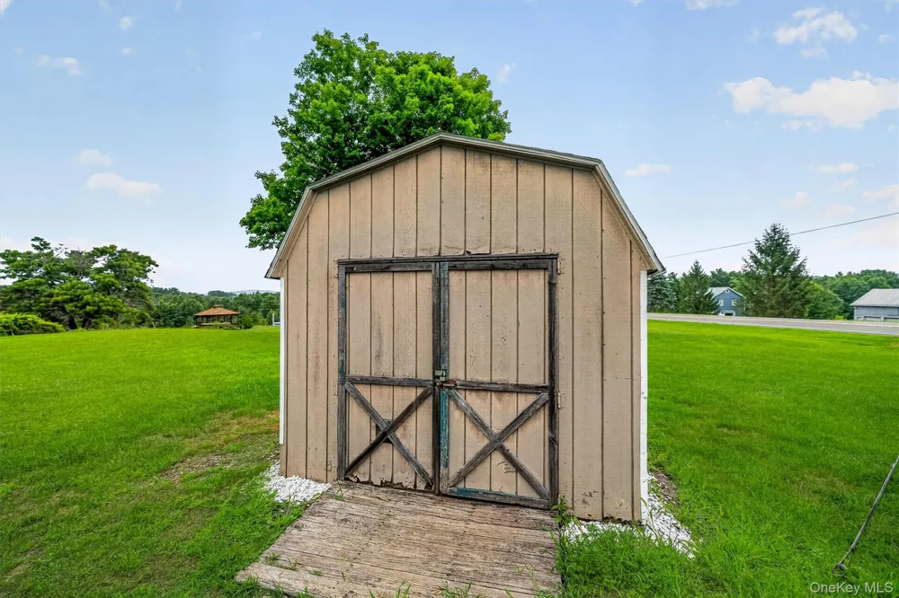 355 County Highway 62 New Hampton, NY 10958