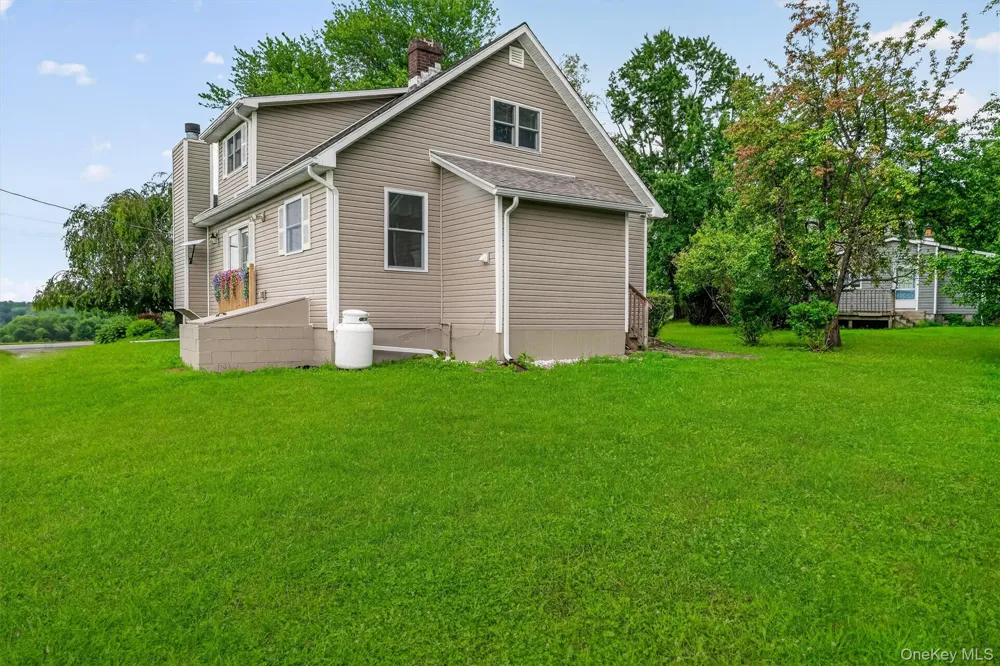 355 County Highway 62 New Hampton, NY 10958
