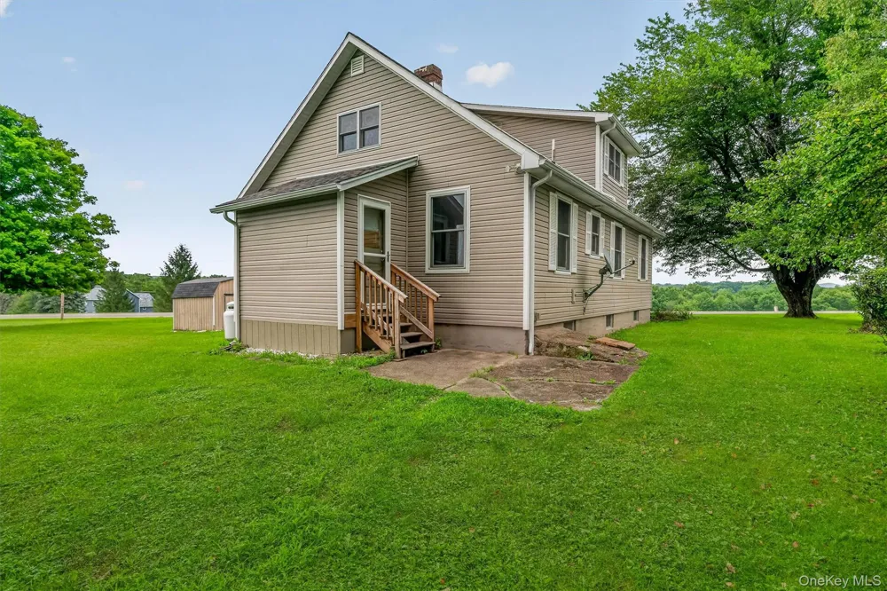 355 County Highway 62 New Hampton, NY 10958