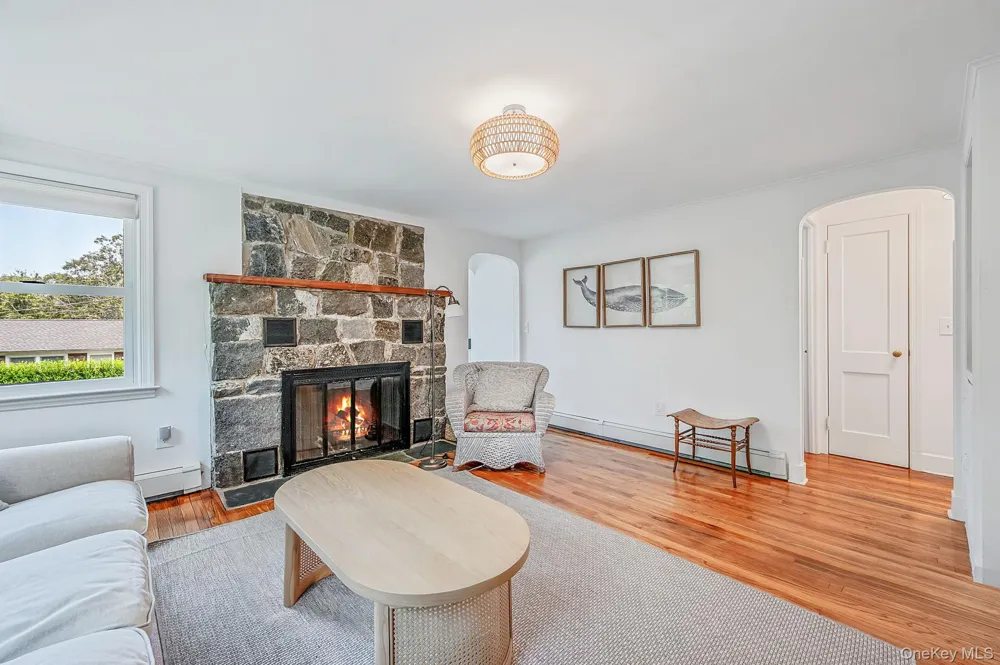 69 Hill Drive Riverhead, NY 11901