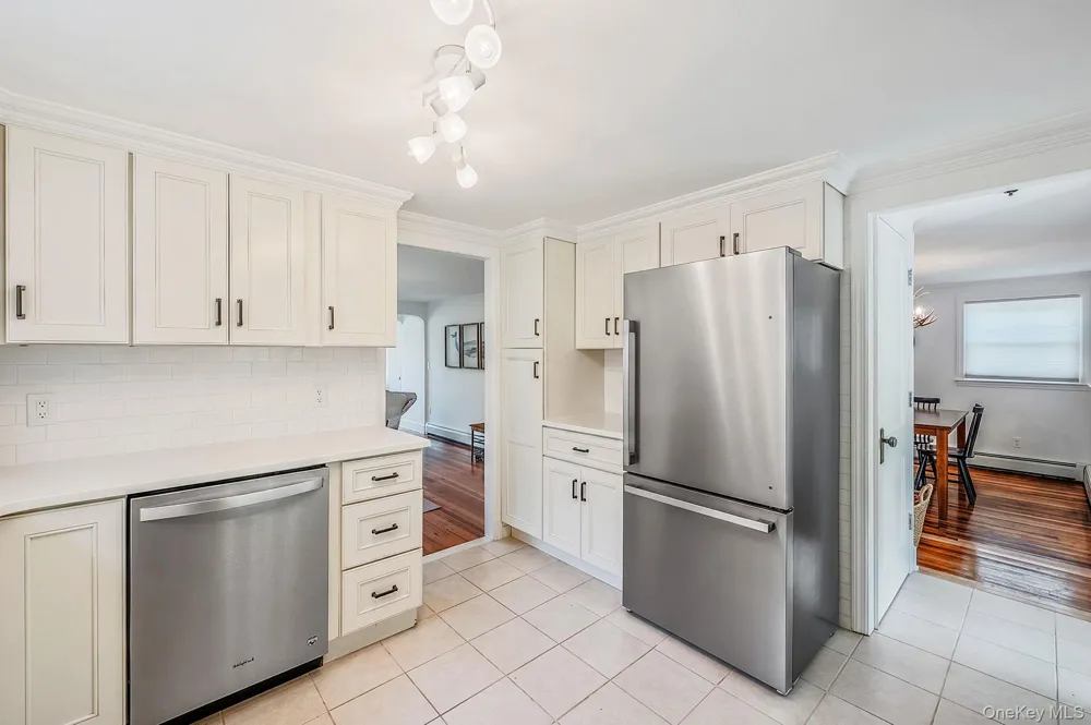 69 Hill Drive Riverhead, NY 11901