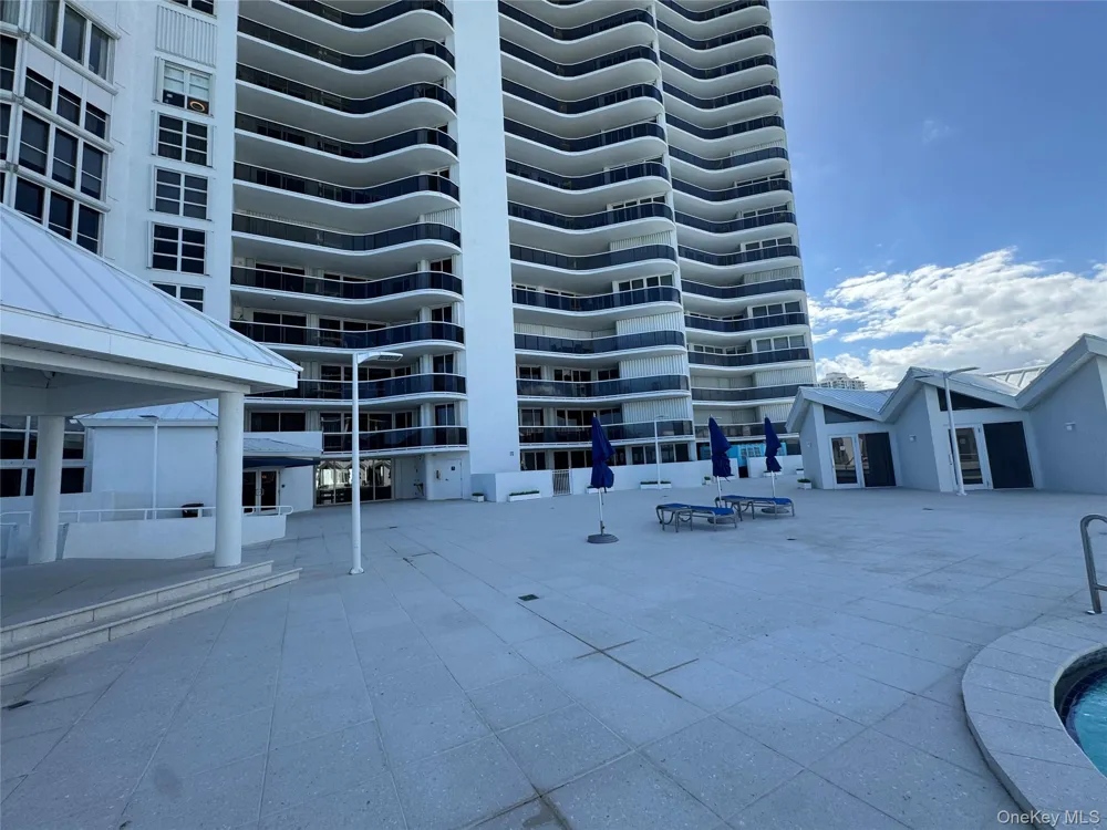 16711 Collins Avenue ##301 Other, FL 33160