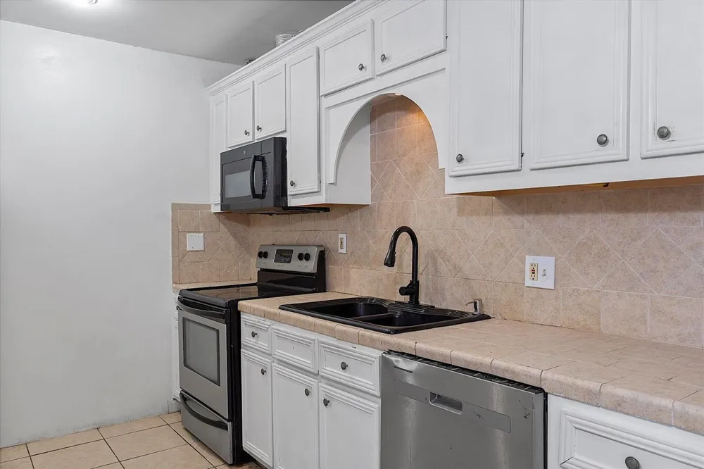 16025 NW 20TH AVENUE Miami Gardens, FL 33054