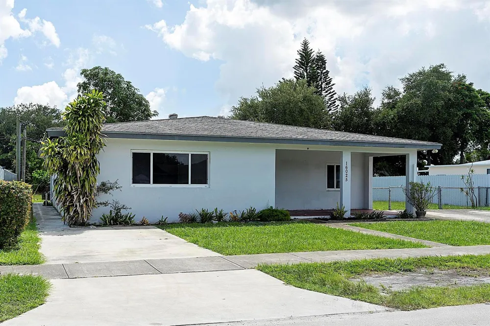 16025 NW 20TH AVENUE Miami Gardens, FL 33054