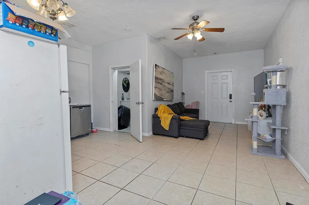 16025 NW 20TH AVENUE Miami Gardens, FL 33054