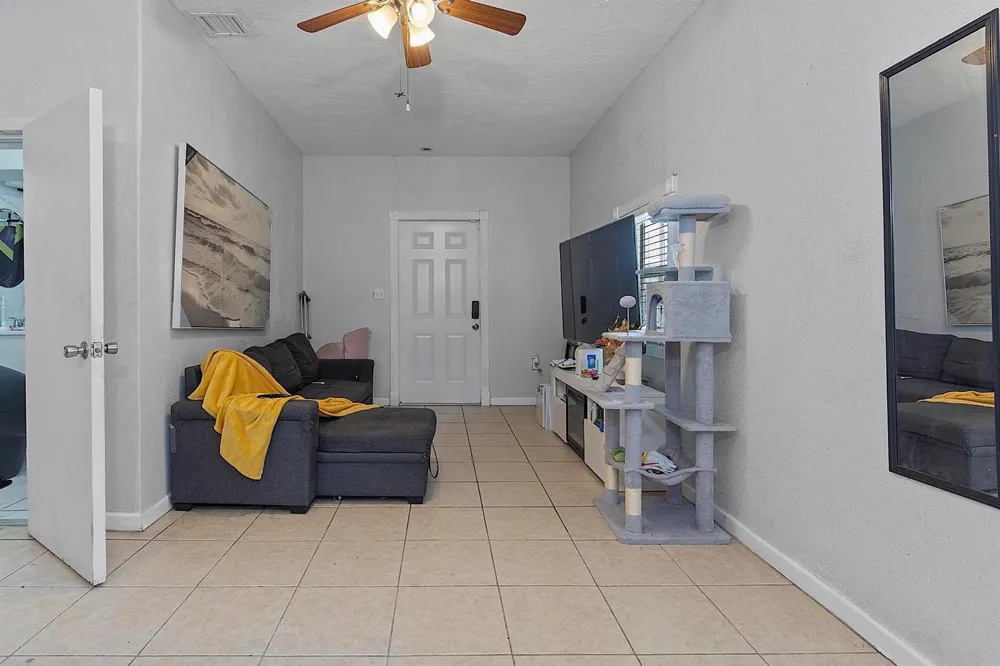 16025 NW 20TH AVENUE Miami Gardens, FL 33054