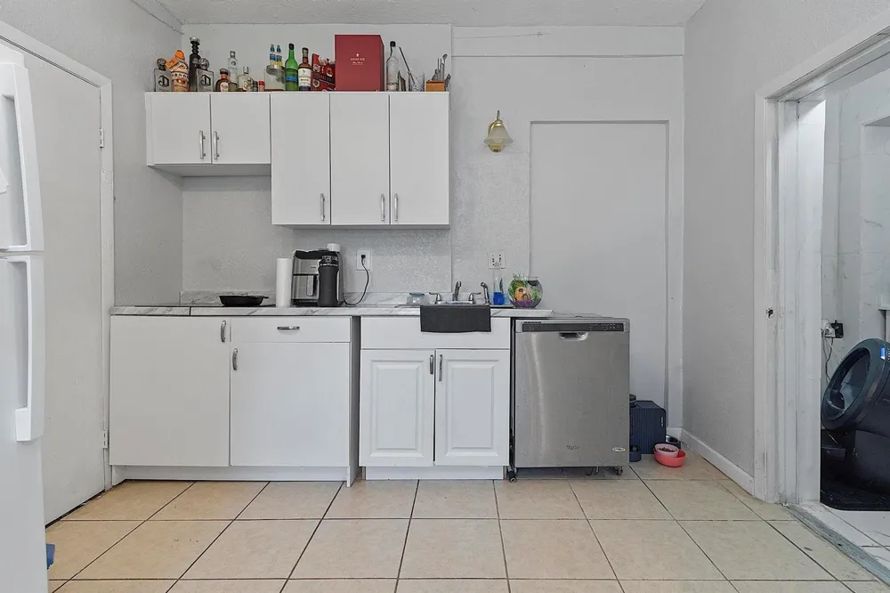 16025 NW 20TH AVENUE Miami Gardens, FL 33054