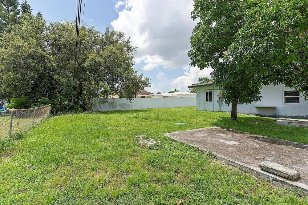 16025 NW 20TH AVENUE Miami Gardens, FL 33054
