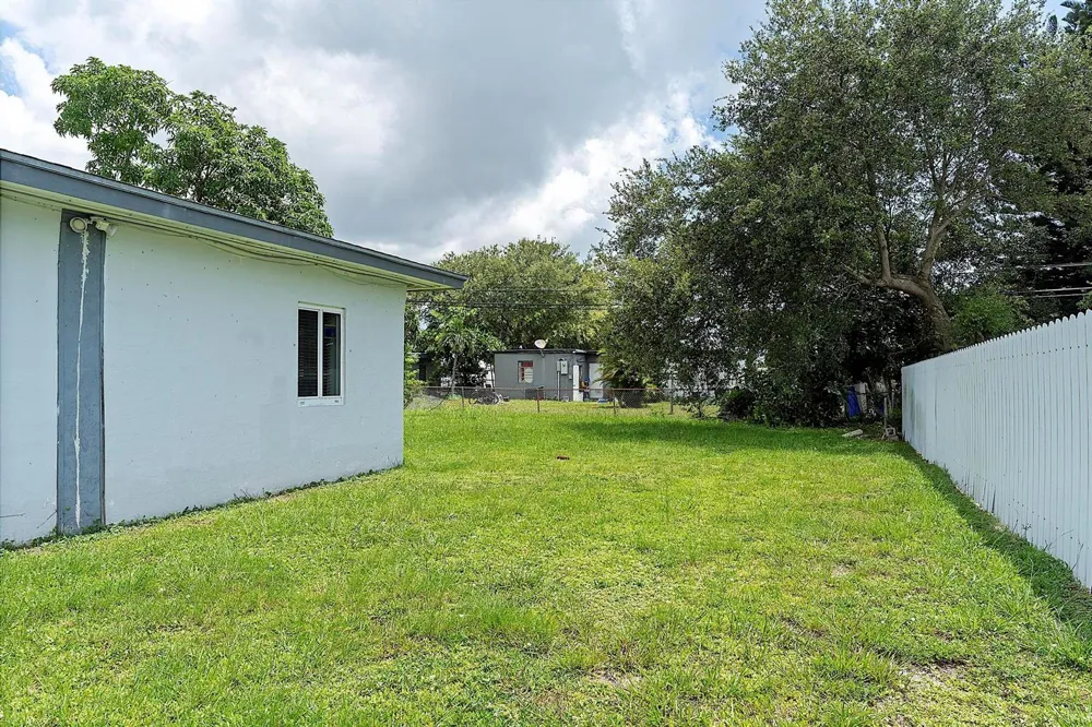 16025 NW 20TH AVENUE Miami Gardens, FL 33054