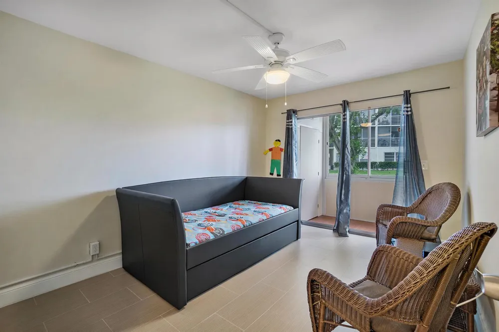 224 Fanshaw F Boca Raton, FL 33434
