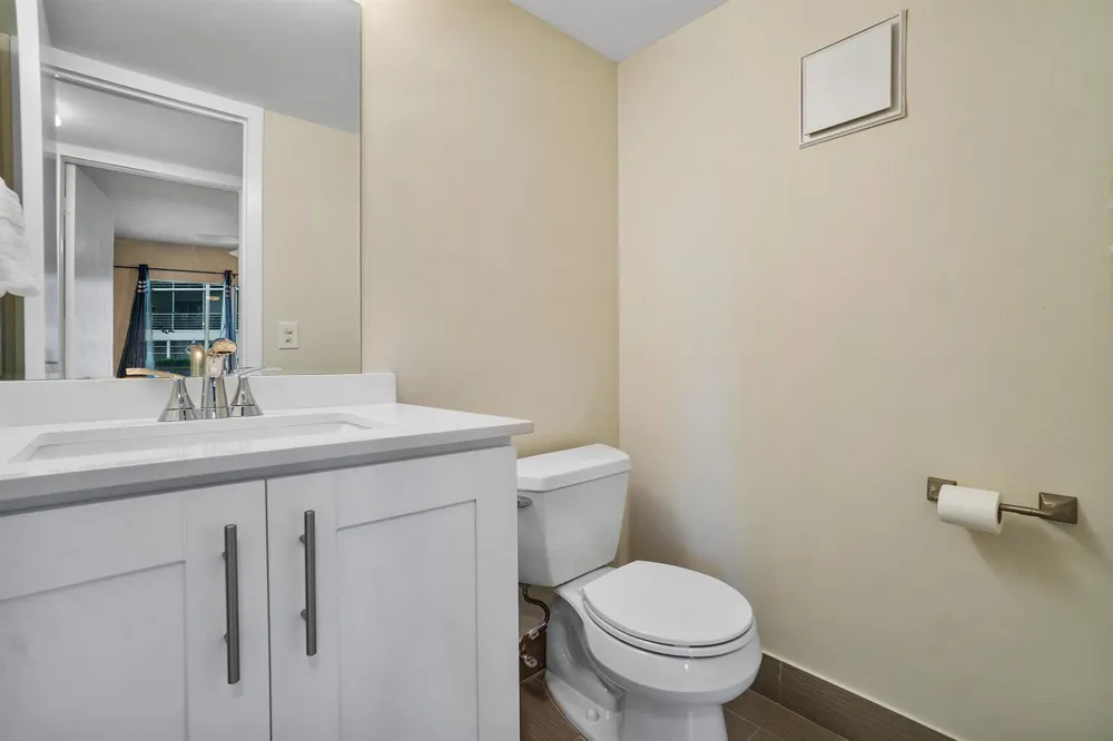 224 Fanshaw F Boca Raton, FL 33434